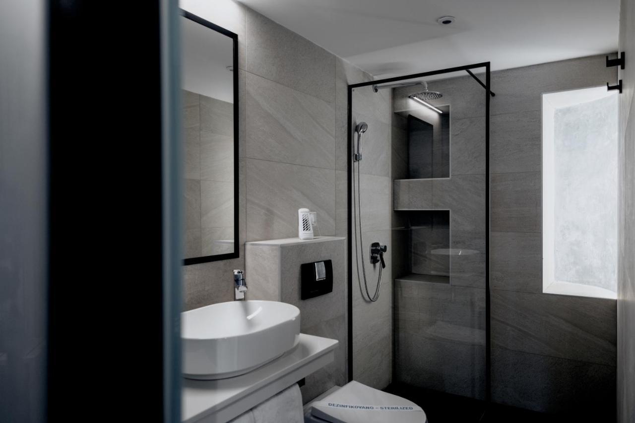 Boutique Macchiato Rooms Novi Sad Buitenkant foto