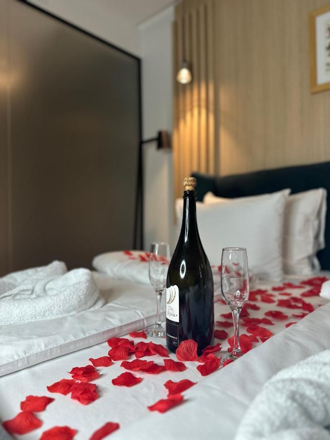 Boutique Macchiato Rooms Novi Sad Buitenkant foto